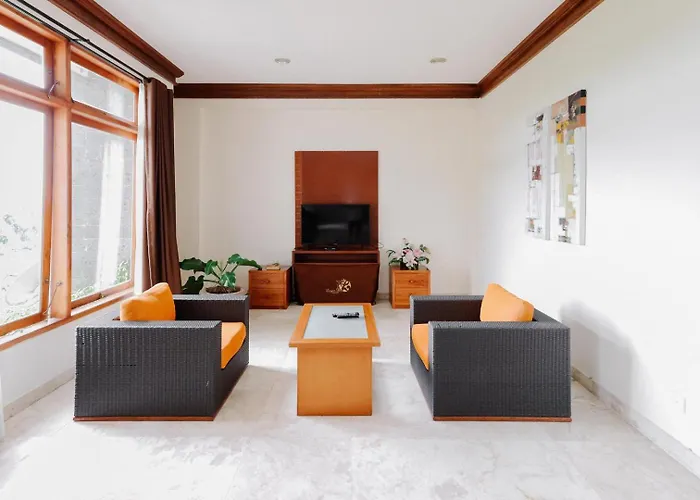 Langon Bali By The Lavana ホテル 4*