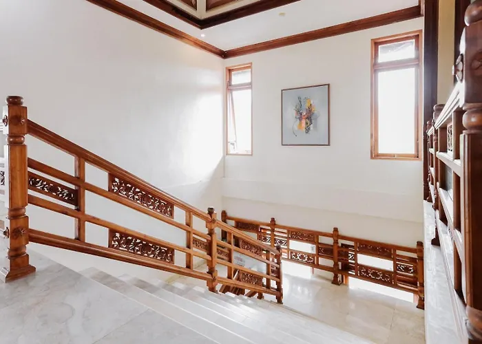 ホテル Langon Bali By The Lavana