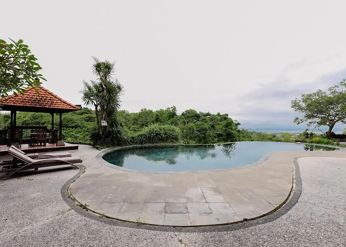 ホテル Langon Bali By The Lavana 4*
