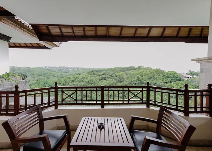 Langon Bali By The Lavana ホテル 4*