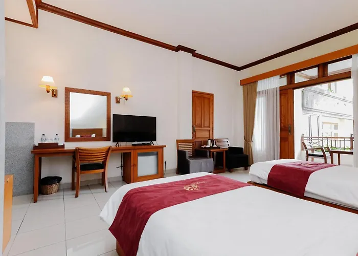 ホテル Langon Bali By The Lavana 4*